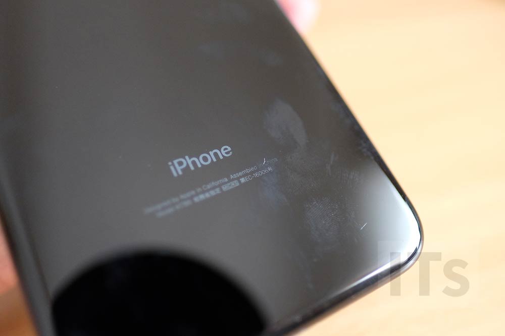 iPhone7 Plus ジェットブラック 指紋